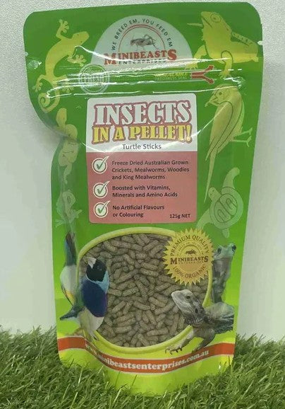 MINIBEASTS INSECTS IN A PELLET TURTLE STICKS 125G