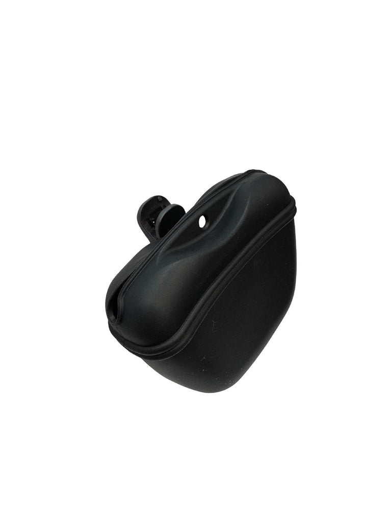 LOTTIE AND LOTUS SILICONE TREAT POUCH [CLR:BLACK]